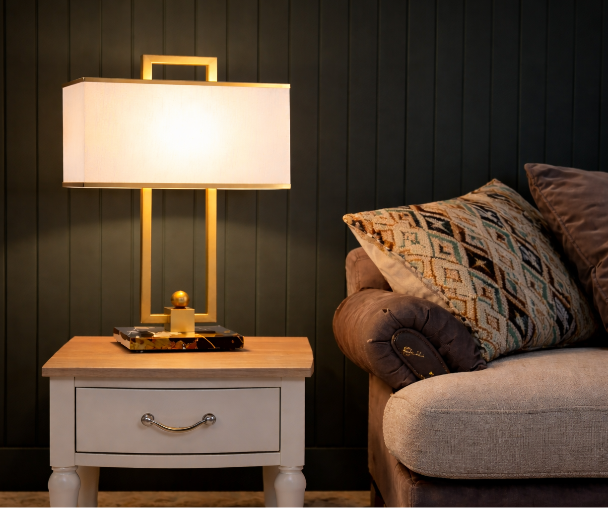 Gold and Behold Table Lamp