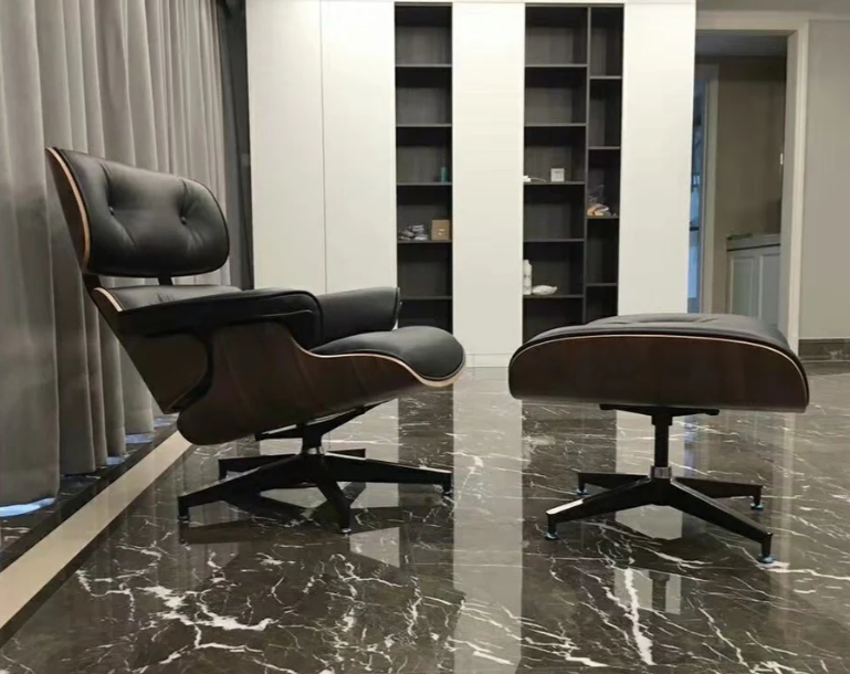 Eames Lounge Chair